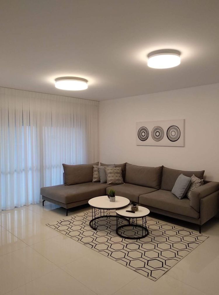 AI Smart Lighting Systems in UAE